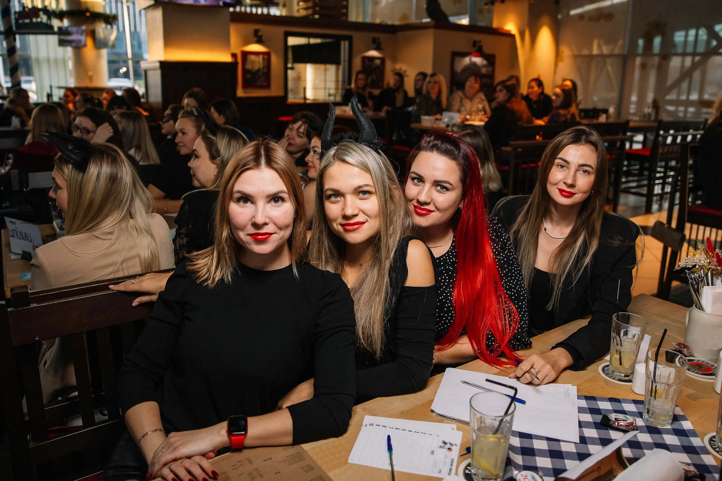 Откройте двери в мир квестов!